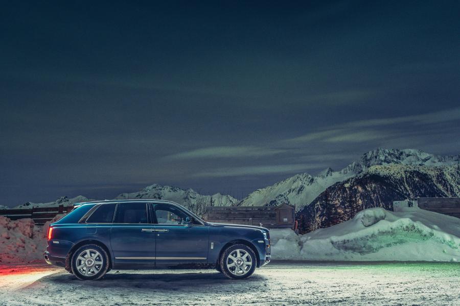  Rolls-Royce Cullinan 2018 года  (UK) (фото 3 из 7)